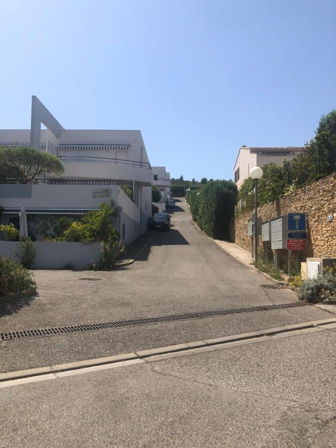 Bel Appartement Au Calme Vue Imprenable Parking Prive Gratuit La Ciotat Exterior photo